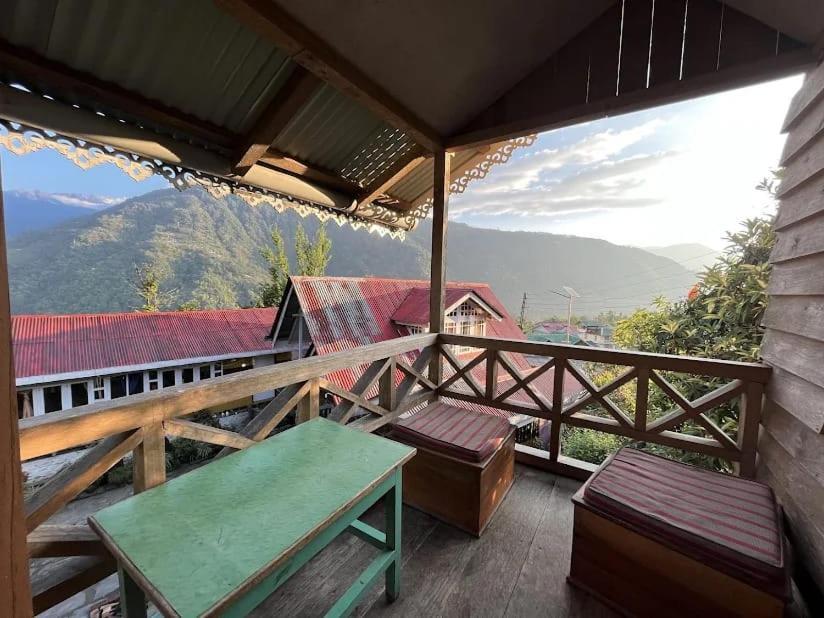 Odyssey'S Darap Eco Retreat Apartment Pelling Bagian luar foto