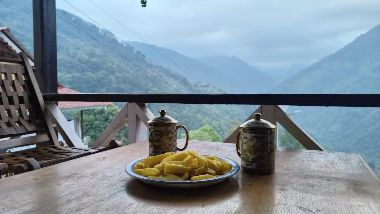 Odyssey'S Darap Eco Retreat Apartment Pelling Bagian luar foto