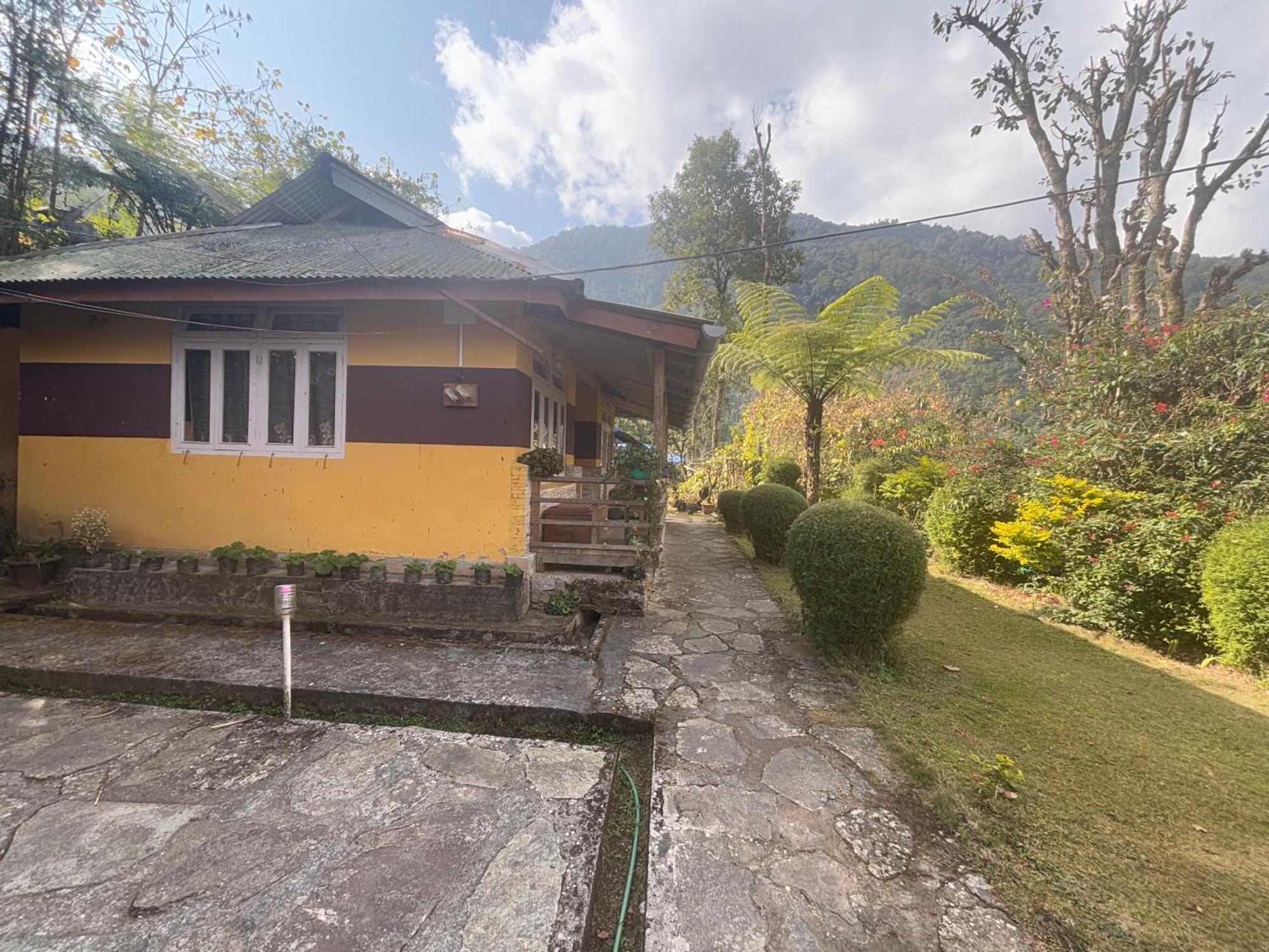 Odyssey'S Darap Eco Retreat Apartment Pelling Bagian luar foto